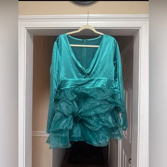 Deep V-Neck Cinch Waist Layered Hem Mini Dress - Picture 2 of 3